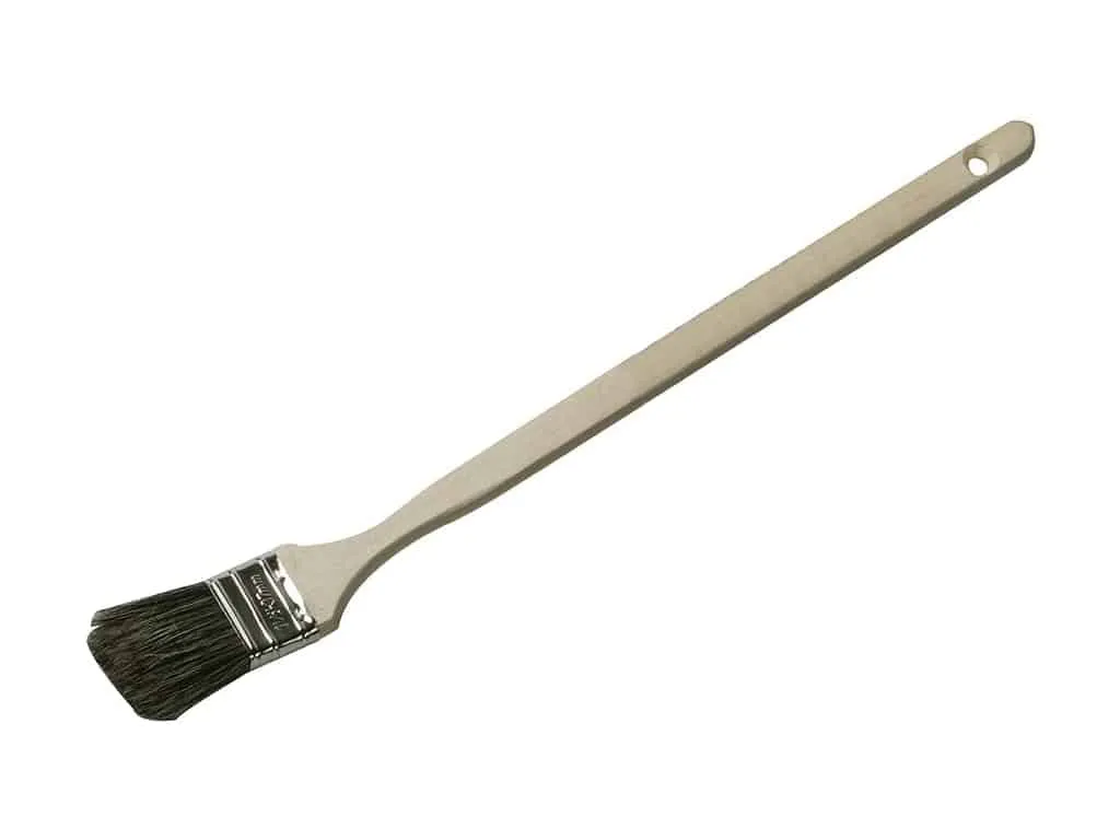 Angled head paint brush