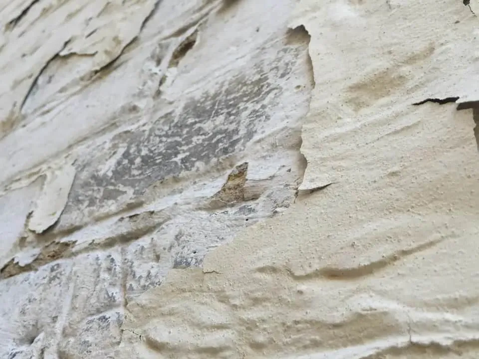 Loose limewash