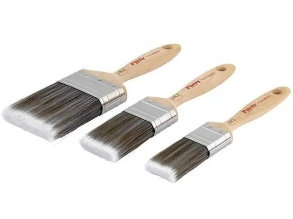 Set of paint brushes